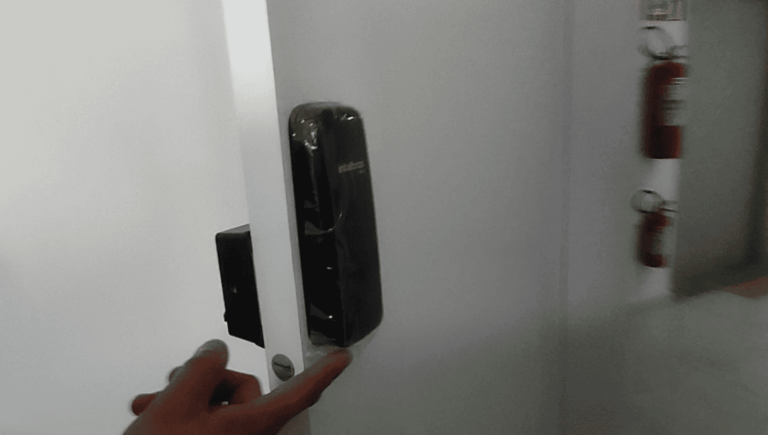 como escolher a fechadura digital ideal para seu apartamento no tatuape sp